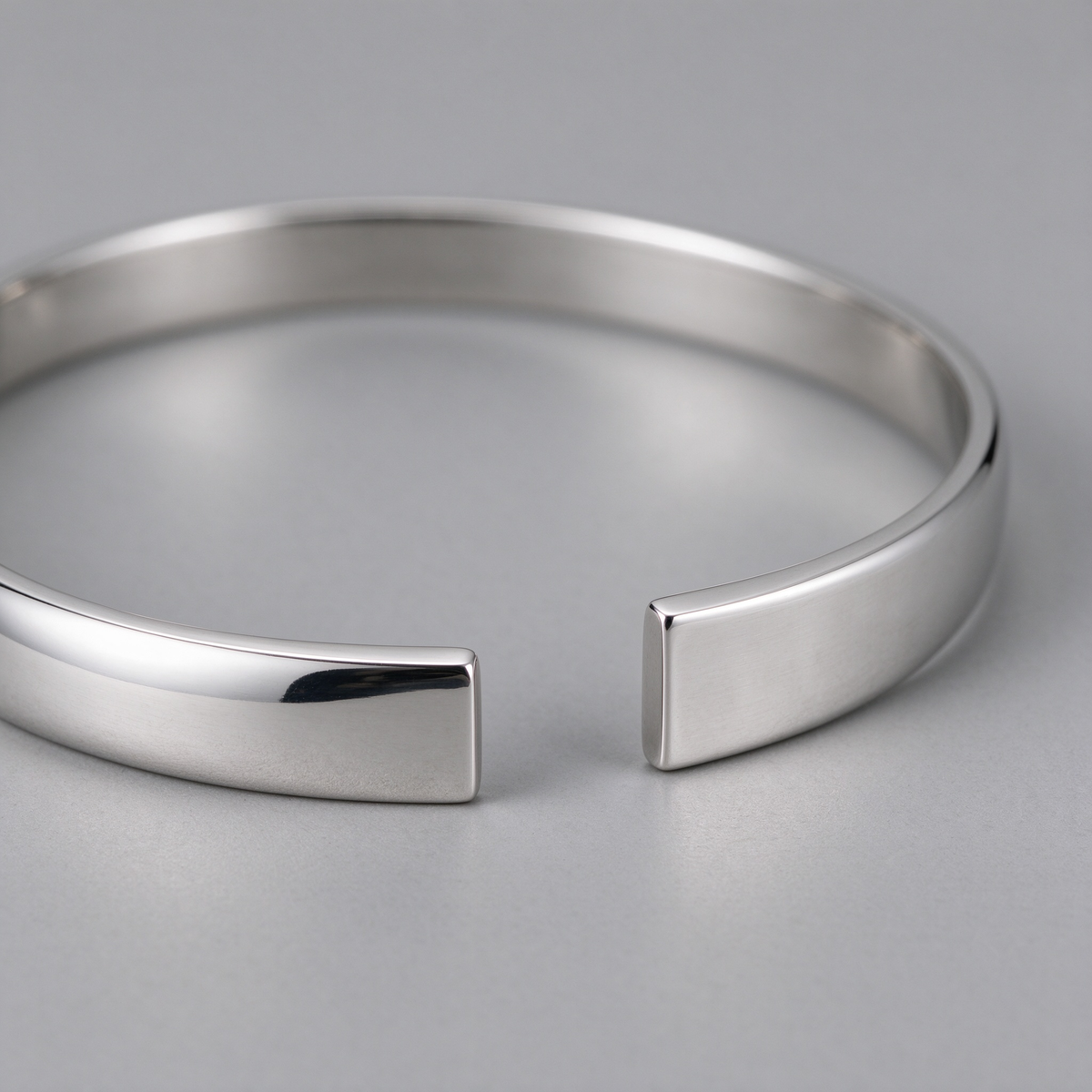 Mavrixel Arhitektonska otvorena narukvica (cuff bangle)